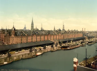 Varehus ved kai, Hamburg, Tyskland, Photochrome Print, ca. 1900