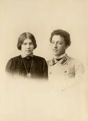 Portrett av poeten Alexander (Alexandre) Aleksandrovich Blok (1880-1921) med sin kone. Silver Gelatin Photography av Dmitri Spiridonovich Zdobnov (slutten av 1800-tallet)