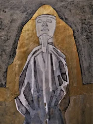 Gullfarget meditasjonsfigur
