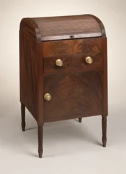 Tambour sminkebord, 1795-1810 (mahogni og tulipanpoppel)