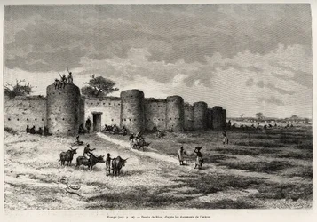 Byen Tiong-Gi (Tiong Gi, Mali), med sine festningsverk og leirtårn. Gravering av Riou, for å illustrere historien "" Fra Niger til Guineebukta"" av kaptein Louis Gustave Binger (1856-1936), i 1887-1889, i Le tour du monde, nouveau journal