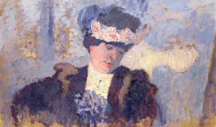 Madame Hessel iført en hatt dekorert med blomster, ca. 1905