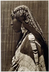 Indian of America: "" Portrait of Indian Girl"" Fotografi av amerikanske Edwards Curtis (1868-1952), 1900-tallet. La Rochelle, New World Museum