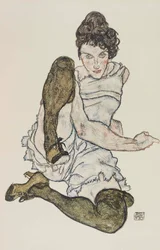 Sittende kvinne med bena trukket opp, 1917