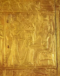 Detalj fra Golden Shrine, fra Tutankhamons grav (ca. 1370-1352 f.Kr.) New Kingdom (tre overlagt med gesso dekket med arkgull)
