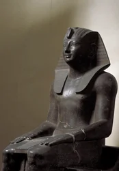 Egyptisk antikvitet: skulptur av basanitt som representerer herskeren Thutmosis (Tutmosis eller Thutmus) III (1479-1425 f.Kr.), egyptisk farao. Dim. 192 cm. 18. dynasti. Torino, egyptisk museum
