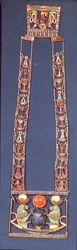 Halskjede av den stigende solen, fra graven til Tutankhamon (ca. 1370-52 f.Kr.) New Kingdom (gull innlagt med halvedelstener)