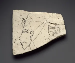 Skisser av Akhenatens hode og hånd, fra det store palasset ved Tell el-Amarna (kalkstein)