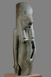 Gudinnen Sekhmet holder et septer formet som en papyrusstilk …