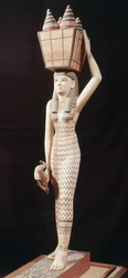 Kvinne som bærer ofringer, New Kingdom (malt tre)