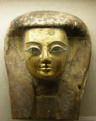 Hode fra en sarkofag, Sait Period (palmetre med bladgull)