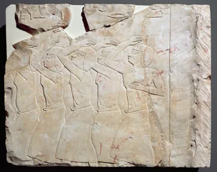 Relieff fra graven til Nes-Peka-Shuty, Deir El-Bahri, Theben, detalj fra høyre ende av det andre registeret, Saite-perioden, ca. 656-610 f.Kr. (kalkstein)
