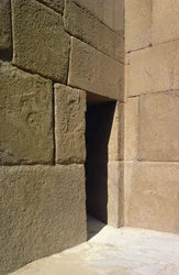 Granittmurverk fra Khafres daltempel, Det gamle riket