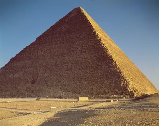 Den store pyramiden i Khufu (ca. 2551-2528 f.Kr.) Gamle riket