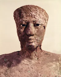 Statue av Pepi I (2289-2255 f.Kr.), detalj av hodet, funnet i Hierakonpolis, ca. 2281-2241 f.Kr.