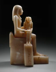 Pepy II og hans mor dronning Meryreankhnes, muligens fra Saqqara, Old Kingdom (kalsitt)
