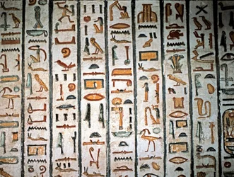 EGYPTISK KUNST: Hieroglyf. Fra Sethi Is grav i Kongenes dal. (fresko)