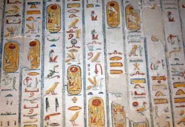 Gåsen, haren, bien, Kongenes dal, Luxor