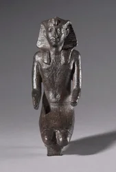 Statuett av knelende konge, gresk-romersk periode, 304-30 f.Kr