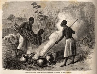 Produksjonen av øl, i ounyamoezi (Great Lakes-regionen, Afrika), tegning av Emile Bayard (1837-1891), som illustrerer oppdagelsesreisen i Afrika, fra 1860 til 1863 til kaptein Speke. Gravering i "" Le tour du monde"", redigert av Edouard Charton