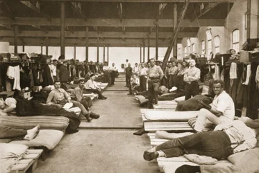 General Quarters, Handforth, illustrasjon fra tyske fanger i Storbritannia (fotogravyr)