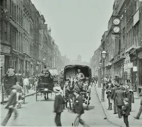Hatton Garden: ser nordover fra Holborn Circus, London, 1895