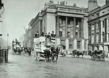 Hestebusser i Waterloo Place, 1895