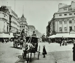 Oxford Circus, Westminster LB: ser øst, 1890