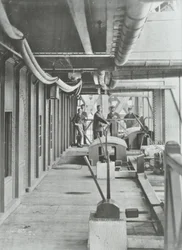 Woolwich Ferry: nordpontong hydraulisk spakplattform, 1896