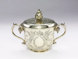 Dekket kopp, 1686