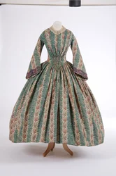 Dagskjole, 1840-tallet (trykt ullstoff)