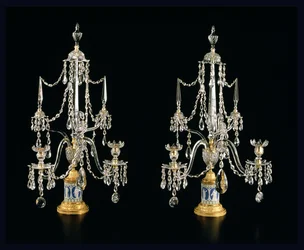 George III Candelabra, ca. 1790 (kuttet glass, ormolu og wedgwood jasperware)