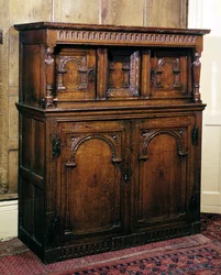 Hallskap, eik, ca.1600
