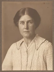 Harriet Weaver, oktober 1916 (sepia-bilde)