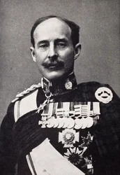Sir Ian Standish Monteith Hamilton når en oberst, fra 
