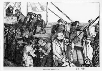 Steerage Emigrants på dekket av et passasjerskip fra Europa til den nye verden, ca. 1870