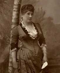 Mrs John Wood, britisk skuespillerinne og teatersjef, 1888.