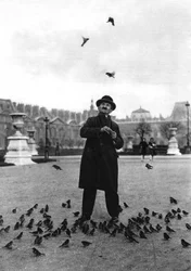 En fugletjarmer, Paris, 1931.