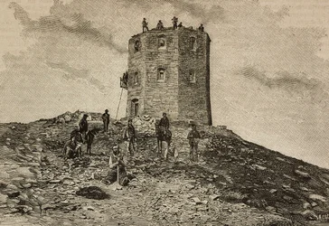Asyltårn og observatorium på Mount Cimone, Italia, gravering av Ernesto Mancastroppa fra L