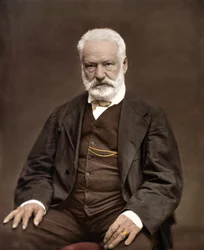 Portrett av Victor Hugo (1802-1885), fransk forfatter og poet, kolorering av et fotografi av Étienne Carjat (1828-1906) - Victor Hugo (1802-1885), fransk forfatter og poet, ca. 1870, kolorert fotografi