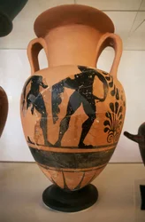 Etruskisk svartfigurert vase fra det arkeologiske stedet Roselle, Toscana, Italia