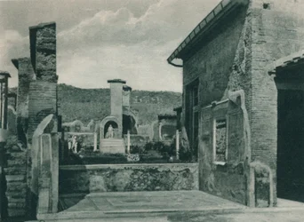Gate som stiger opp til forumet, Pompeii, Italia, 1927