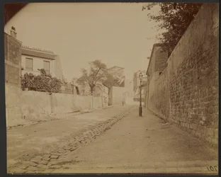 Montmartre, Watering Hole Street