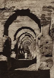 Meknes, ruinene av "Haras" (s/hvitt-bilde)