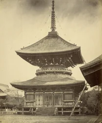 Énetasjes pagode, Hachiman-helligdommen, Kamakura
