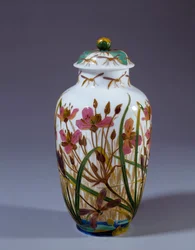 Saigon vase av Andre Fernand Thesmar (1843-1912)
