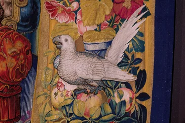 flamsk billedvev. Serien The Apocalypse: Saint Michael beseirer dragen. Atelier Willem Dermoyen, Brussel. Ca 1553-1555. Detalj.