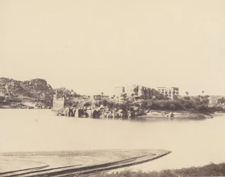 Island of Fileh Philæ, generell utsikt tatt fra sørøst ved punkt B, 1851-52, trykt 1853-54.