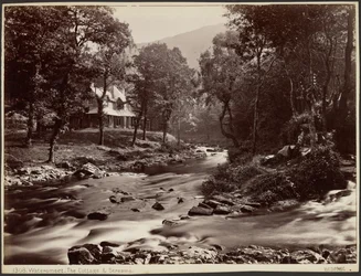 Watersmeet, hytta og bekkene