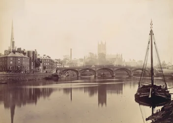 Worcester. Fra Severn, 1870-tallet.